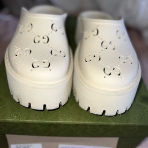 Gucci rubber platform clog